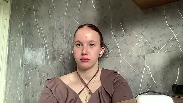 Snapshot of DarnellUsrey chatting on June 19, 2026, 8:53 am DarnellUsrey online show from June 19, 2026, 8:53 am