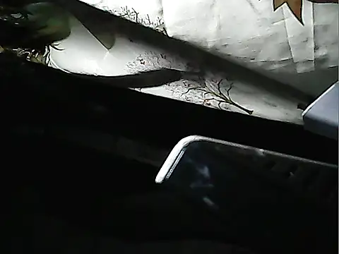Snapshot of Scarletkiss01 chatting on August 3, 2026, 3:18 pm Scarletkiss01 online show from August 3, 2026, 3:18 pm