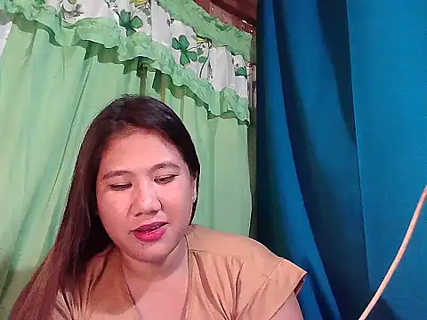 Islandbabe22 online show from July 28, 2026, 7:38 am