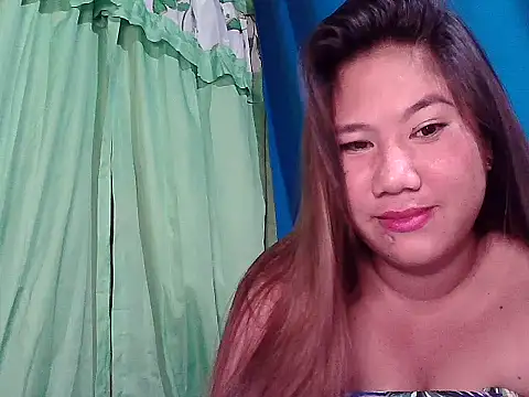 Islandbabe22 online show from July 28, 2026, 8:12 pm