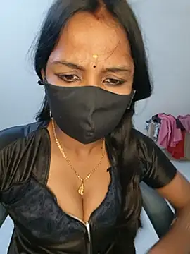 YALINITWO7 TAMIL online show from July 29, 2026, 8:19 pm