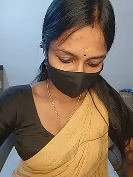 YALINITWO7 TAMIL online show from July 25, 2026, 6:47 pm