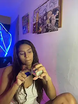 lunauzumaki online show from July 8, 2026, 11:38 pm