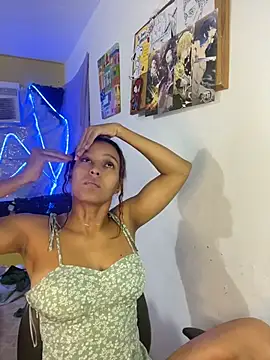 lunauzumaki online show from July 23, 2026, 8:49 pm