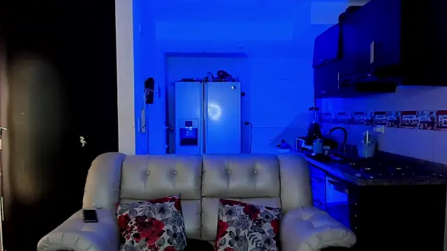 Cat couplee69 online show from July 19, 2026, 8:34 am