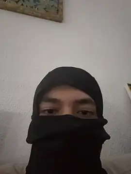 Snapshot of GIVENCHY_LVX chatting on June 15, 2026, 12:55 am GIVENCHY LVX online show from June 15, 2026, 12:55 am
