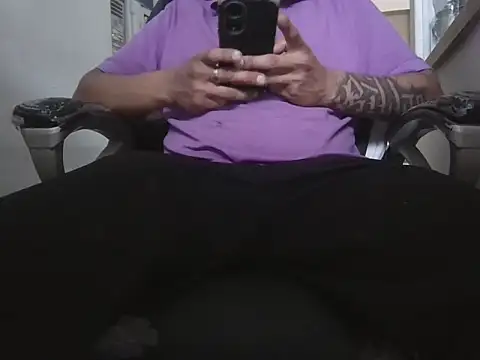 Snapshot of BillyS_Ones chatting on July 30, 2026, 11:26 pm BillyS Ones online show from July 30, 2026, 11:26 pm