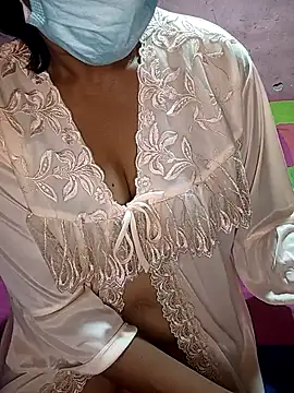 Snapshot of Nikini-xx chatting on June 22, 2026, 6:05 pm Nikini-xx online show from June 22, 2026, 6:05 pm