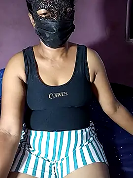 Snapshot of Nikini-xx chatting on June 30, 2026, 3:17 am Nikini-xx online show from June 30, 2026, 3:17 am