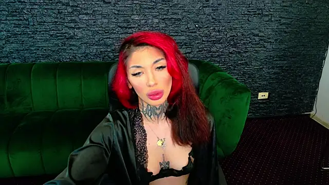 Snapshot of CassyFoxyy chatting on August 4, 2026, 5:01 am CassyFoxyy online show from August 4, 2026, 5:01 am