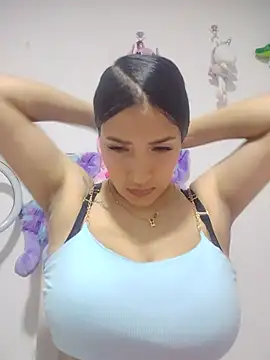 Snapshot of sofia_milky chatting on July 2, 2026, 4:51 am sofia milky online show from July 2, 2026, 4:51 am