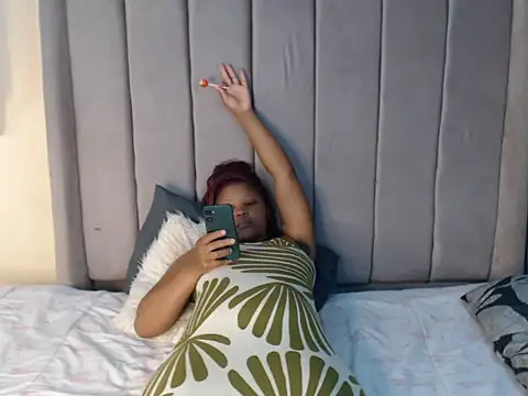 Kimmberly Slut online show from July 9, 2026, 7:24 pm