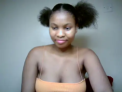 Snapshot of Swt_smiles chatting on July 31, 2026, 6:13 am Swt smiles online show from July 31, 2026, 6:13 am