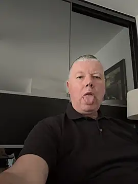 Snapshot of cumboy chatting on January 13, 2026, 3:05 pm cumboy online show from January 13, 2026, 3:05 pm