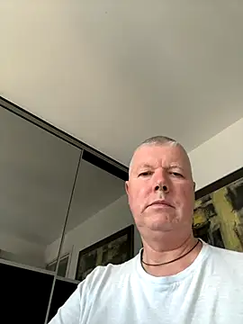 Snapshot of cumboy chatting on September 22, 2025, 12:00 pm cumboy online show from September 22, 2025, 12:00 pm