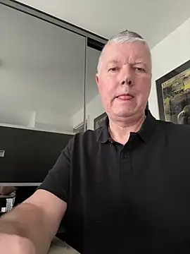 Snapshot of cumboy chatting on February 2, 2026, 1:54 pm cumboy online show from February 2, 2026, 1:54 pm