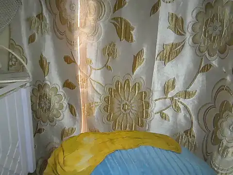 Snapshot of milkbaby89 chatting on August 4, 2026, 4:50 am milkbaby89 online show from August 4, 2026, 4:50 am
