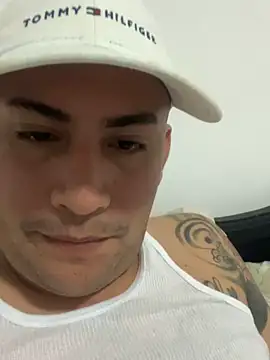 Snapshot of jordan1997b chatting on June 16, 2026, 2:39 pm jordan1997b online show from June 16, 2026, 2:39 pm