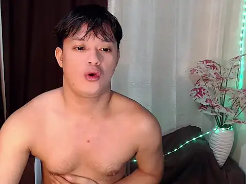 Snapshot of kingdomcum96 chatting on July 28, 2026, 10:20 pm kingdomcum96 online show from July 28, 2026, 10:20 pm