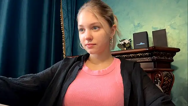 EveryoneEve online show from July 15, 2026, 6:42 am