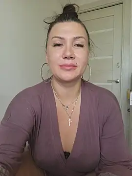 ANABELSWEET online show from July 28, 2026, 9:06 am