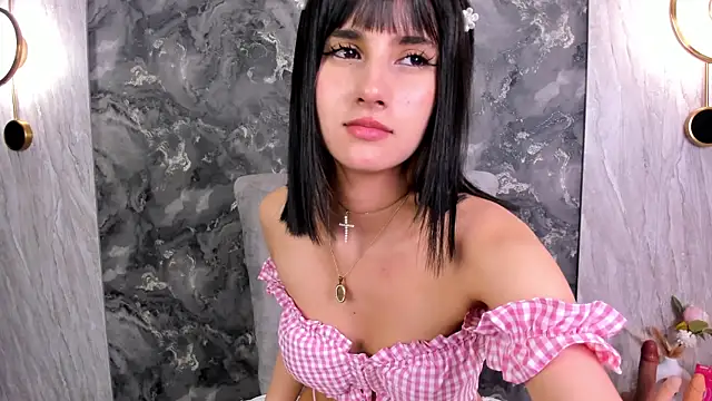 Snapshot of ZoeHall_ chatting on July 17, 2026, 9:12 pm ZoeHall online show from July 17, 2026, 9:12 pm