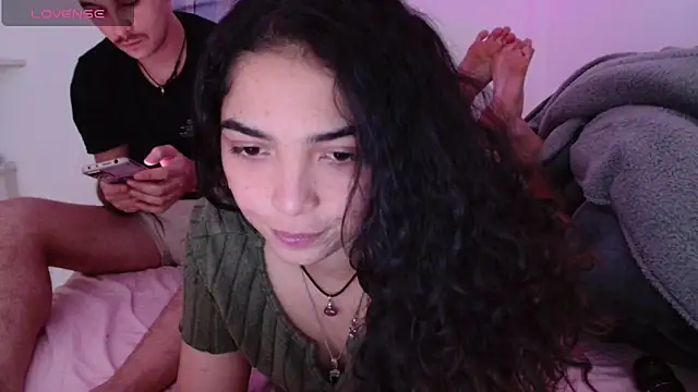 ooluchyferoo online show from June 18, 2026, 12:31 am