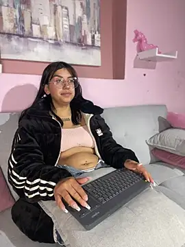 Snapshot of GabyLopez_Pink chatting on July 2, 2026, 4:51 am GabyLopez Pink online show from July 2, 2026, 4:51 am