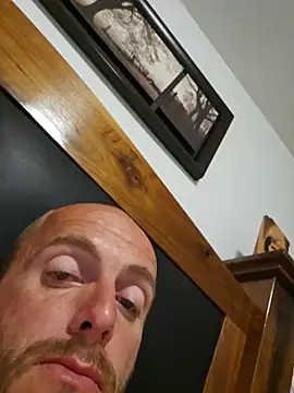 Snapshot of piercedhunk56 chatting on July 24, 2026, 2:29 am piercedhunk56 online show from July 24, 2026, 2:29 am