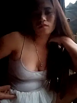 chychy113 online show from June 29, 2026, 10:42 pm