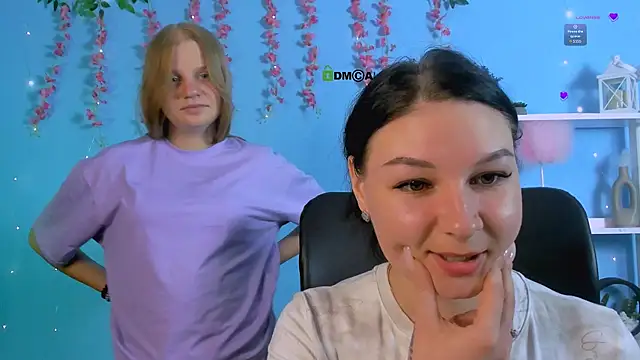 Snapshot of bella_sky11 chatting on July 9, 2026, 8:59 am bella sky11 online show from July 9, 2026, 8:59 am