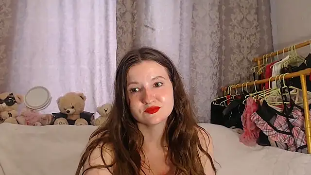 Snapshot of ChloeBrooklyn chatting on June 30, 2026, 10:37 am ChloeBrooklyn online show from June 30, 2026, 10:37 am