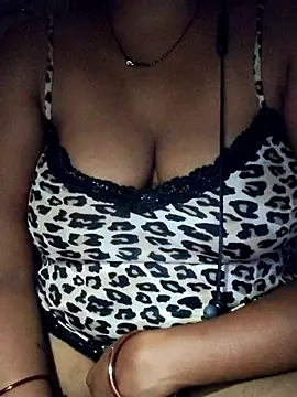 Snapshot of sexy-kanis21 chatting on August 2, 2026, 7:22 pm sexy-kanis21 online show from August 2, 2026, 7:22 pm