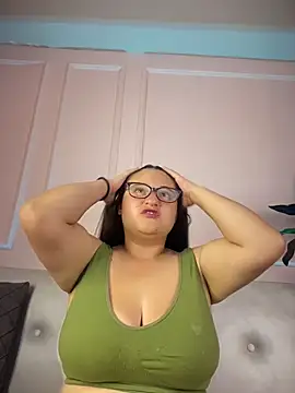 LuisAny online show from August 4, 2026, 3:44 am