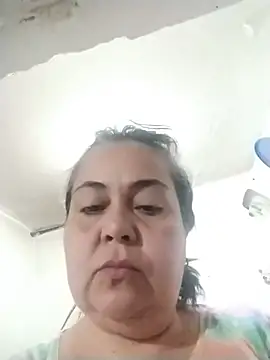 BigAssQueenLatina online show from June 27, 2026, 4:24 pm