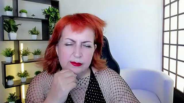 Snapshot of Joana_Woods chatting on July 3, 2026, 8:32 am Joana Woods online show from July 3, 2026, 8:32 am