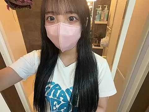 Snapshot of ohuton_love chatting on July 21, 2026, 7:42 am ohuton love online show from July 21, 2026, 7:42 am