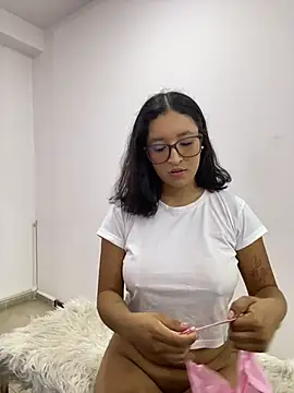 Snapshot of Julieta_Vegaax chatting on July 12, 2026, 7:37 pm Julieta Vegaax online show from July 12, 2026, 7:37 pm