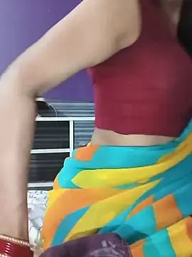Snapshot of Night_Queen24 chatting on July 20, 2026, 1:46 pm Night Queen24 online show from July 20, 2026, 1:46 pm