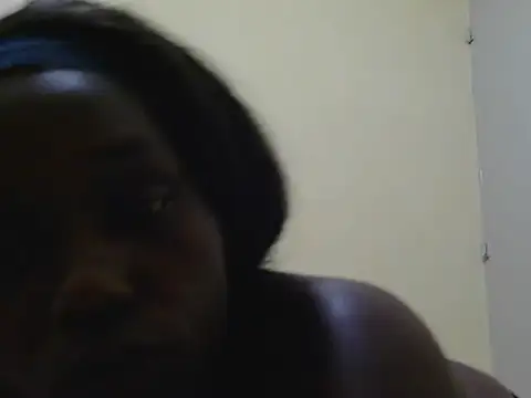 Snapshot of Heliosann chatting on July 16, 2026, 4:59 pm Heliosann online show from July 16, 2026, 4:59 pm