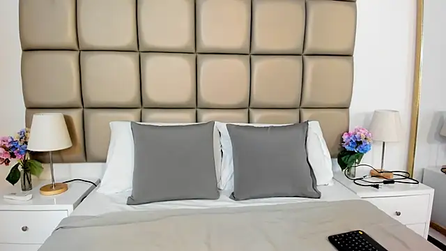 Kiraspell online show from June 27, 2026, 6:47 pm