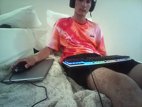Snapshot of Nicks10in chatting on June 28, 2026, 12:39 am Nicks10in online show from June 28, 2026, 12:39 am