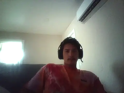 Snapshot of Nicks10in chatting on July 28, 2026, 10:53 pm Nicks10in online show from July 28, 2026, 10:53 pm