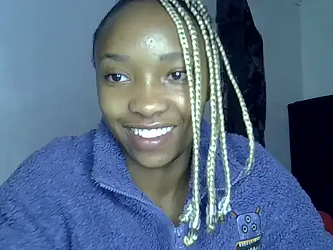 Snapshot of pretty_jaz chatting on July 25, 2026, 12:18 am pretty jaz online show from July 25, 2026, 12:18 am