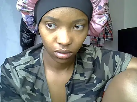 Snapshot of pretty_jaz chatting on June 27, 2026, 6:52 am pretty jaz online show from June 27, 2026, 6:52 am