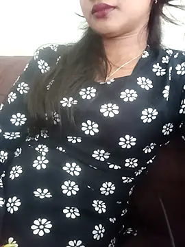 avii5 online show from July 28, 2026, 4:42 am