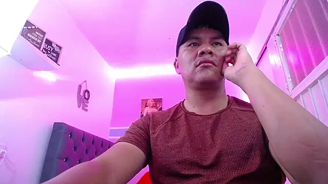 fuego moro online show from June 30, 2026, 6:52 pm