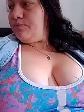 Snapshot of katiia_2 chatting on July 6, 2026, 1:51 pm katiia 2 online show from July 6, 2026, 1:51 pm
