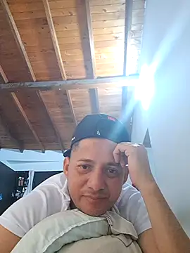 Snapshot of latin_boyxxx1 chatting on July 31, 2026, 4:04 pm latin boyxxx1 online show from July 31, 2026, 4:04 pm