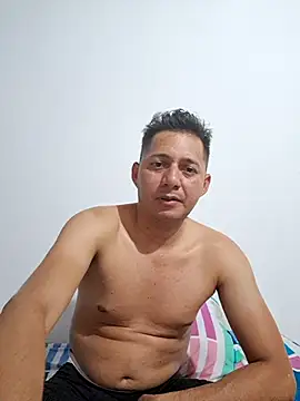 Snapshot of latin_boyxxx1 chatting on August 4, 2026, 4:17 am latin boyxxx1 online show from August 4, 2026, 4:17 am